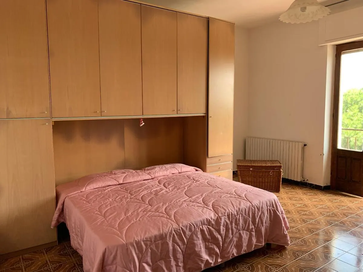 Appartamento Vacanze Sul Lungomare Amerigo Vespucci Sant'Antioco Italy